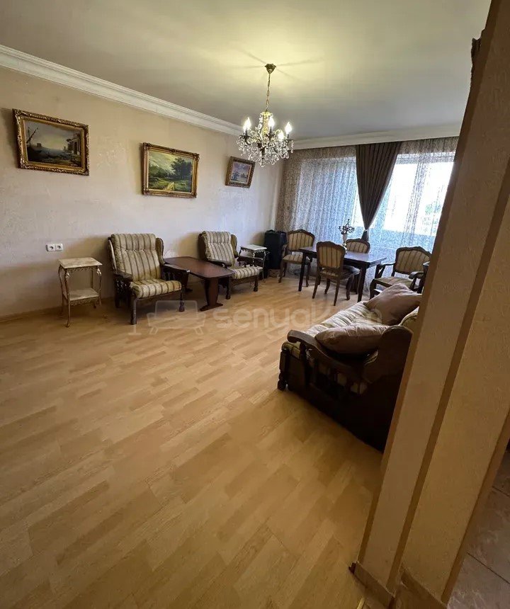 3 Սենյականոց Բնակարան, 62քմ, 8/9 հարկ, Կապիտալ Վերանորոգված