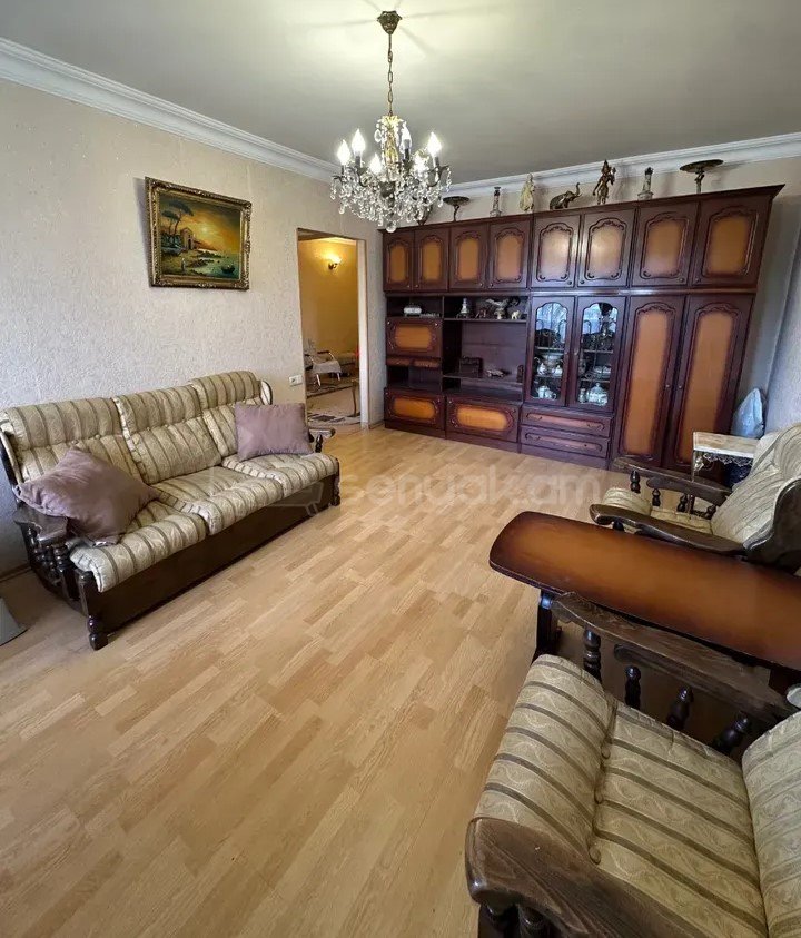 3 Սենյականոց Բնակարան, 62քմ, 8/9 հարկ, Կապիտալ Վերանորոգված