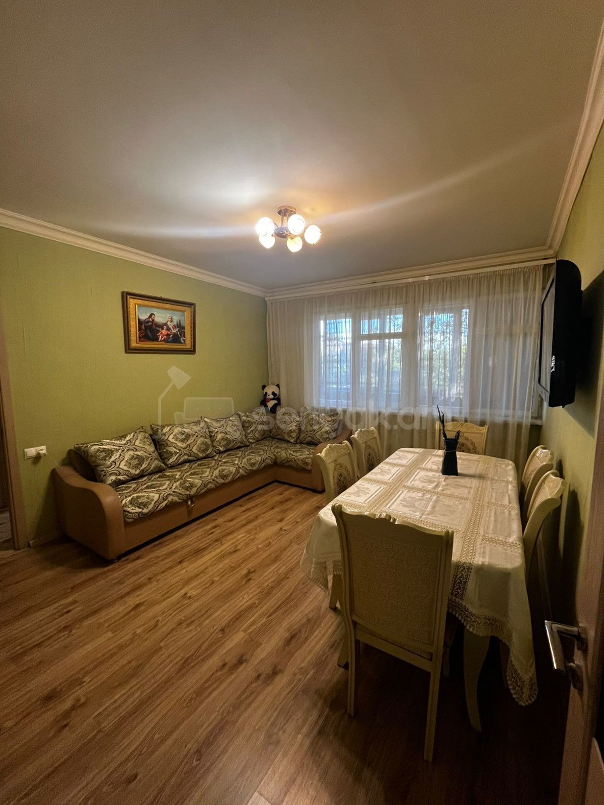 2 Սենյականոց Բնակարան Քարե Շենքում, 47քմ, 2/5 հարկ, Դիզայներական Վերանորոգված