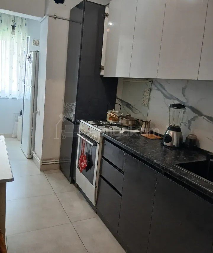 2 Սենյականոց Բնակարան, 60քմ, 7/9 հարկ, Նորմալ Վիճակում