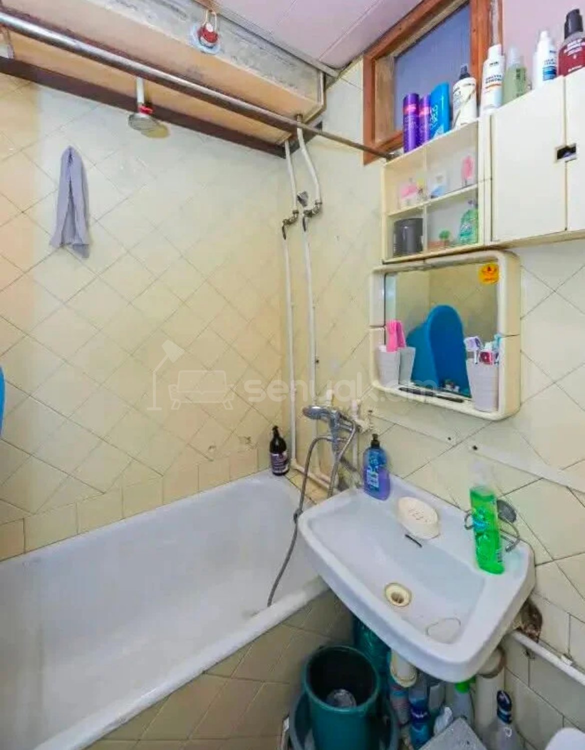 2 Սենյականոց Բնակարան Քարե Շենքում, 45քմ, 4/5 հարկ, Կոսմետիկ Վերանորոգված