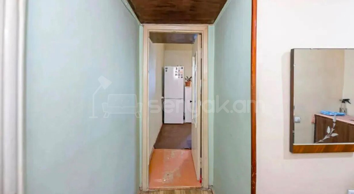 2 Սենյականոց Բնակարան Քարե Շենքում, 45քմ, 4/5 հարկ, Կոսմետիկ Վերանորոգված