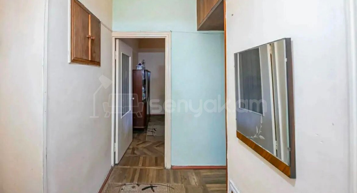 2 Սենյականոց Բնակարան Քարե Շենքում, 45քմ, 4/5 հարկ, Կոսմետիկ Վերանորոգված