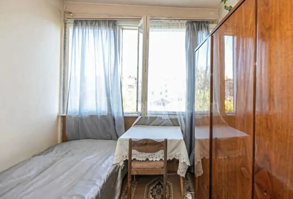2 Սենյականոց Բնակարան Քարե Շենքում, 45քմ, 4/5 հարկ, Կոսմետիկ Վերանորոգված