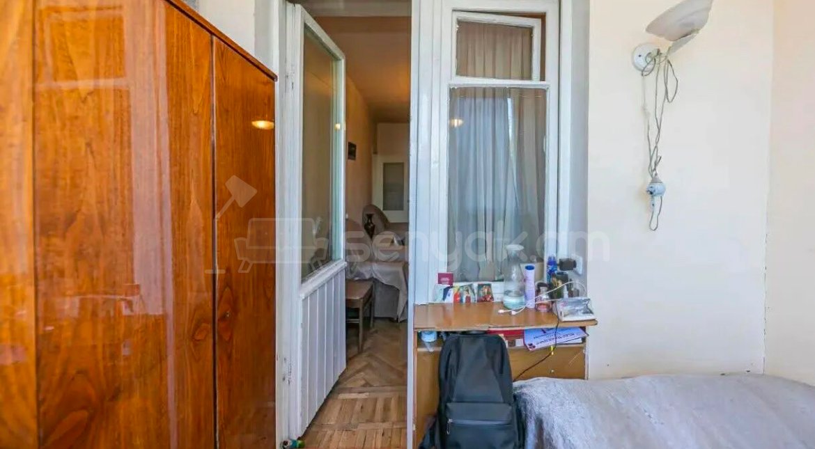 2 Սենյականոց Բնակարան Քարե Շենքում, 45քմ, 4/5 հարկ, Կոսմետիկ Վերանորոգված