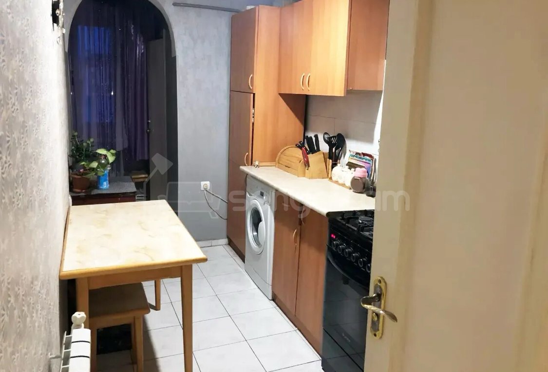 3 Սենյականոց Բնակարան, 70քմ, 8/9 հարկ, Կապիտալ Վերանորոգված