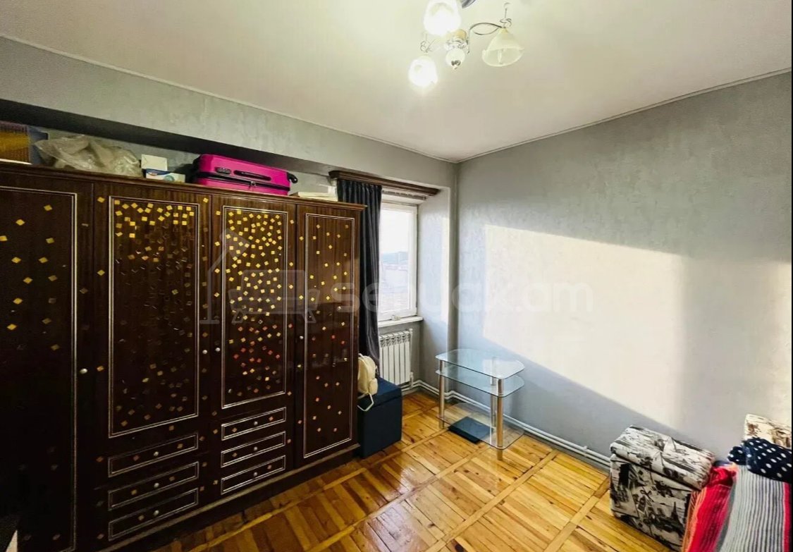 3 Սենյականոց Բնակարան, 71քմ, 8/9 հարկ, Կապիտալ Վերանորոգված