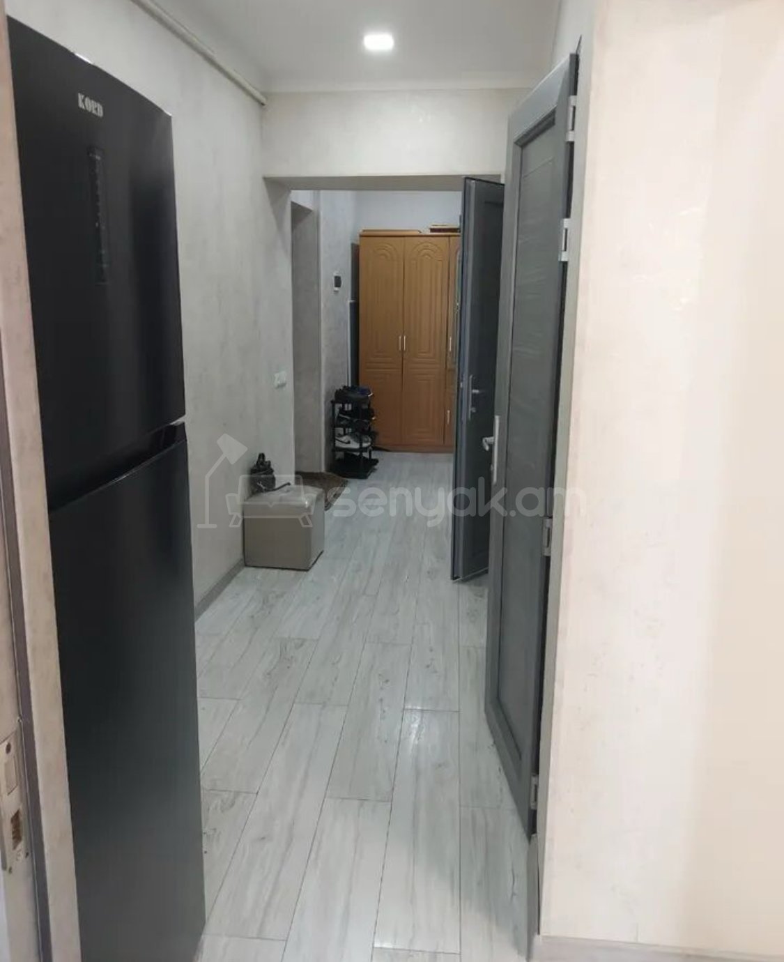 3 Սենյականոց Բնակարան Քարե Շենքում, 67քմ, 3/5 հարկ, Կապիտալ Վերանորոգված