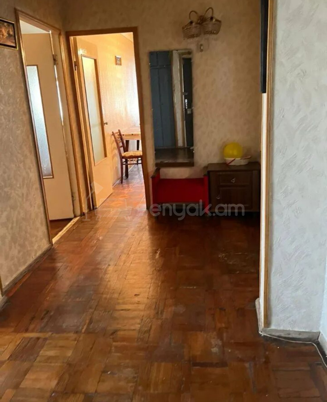 3 Սենյականոց Բնակարան, 78քմ, 4/9 հարկ, Պետական Վիճակում, Կահավորված