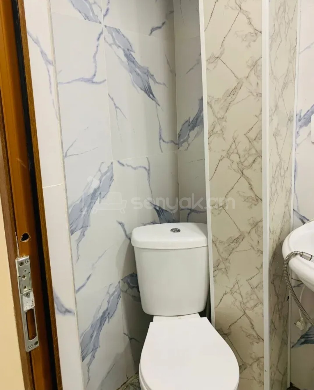 4 Սենյականոց Բնակարան, 86քմ, 9/9 հարկ, Կապիտալ Վերանորոգված