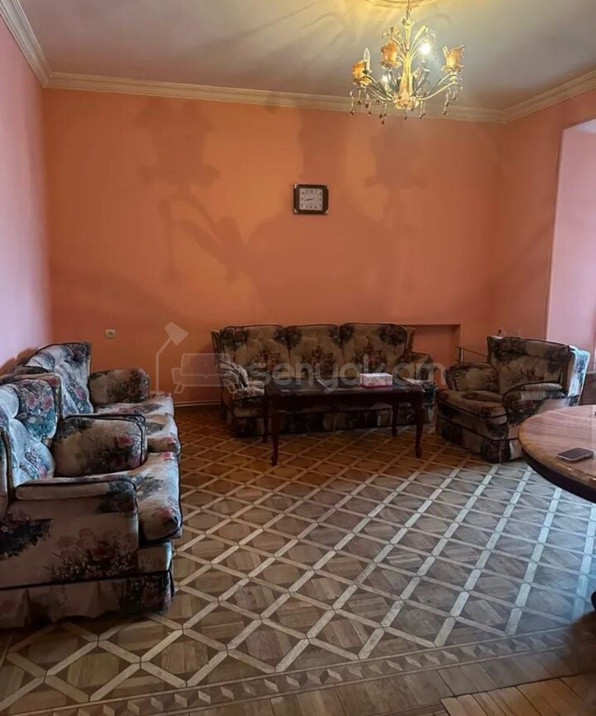 3 Սենյականոց Բնակարան Քարե Շենքում, 70քմ, 1/4 հարկ, Կոսմետիկ Վերանորոգված, Կահավորված