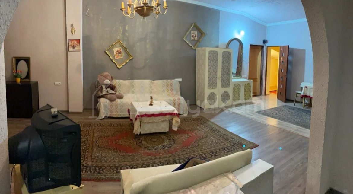 3 Սենյականոց Բնակարան Քարե Շենքում, 89քմ, 6/6 հարկ, Կապիտալ Վերանորոգված, Կահավորված