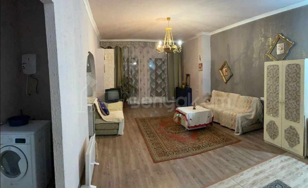 3 Սենյականոց Բնակարան Քարե Շենքում, 89քմ, 6/6 հարկ, Կապիտալ Վերանորոգված, Կահավորված