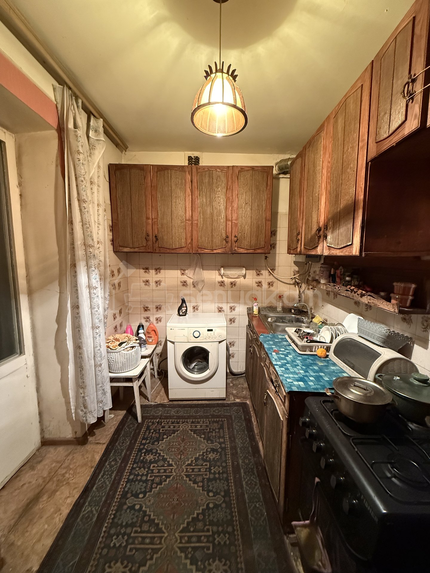 2 Սենյականոց Բնակարան Քարե Շենքում, 56քմ, 3/5 հարկ, Պետական Վիճակում