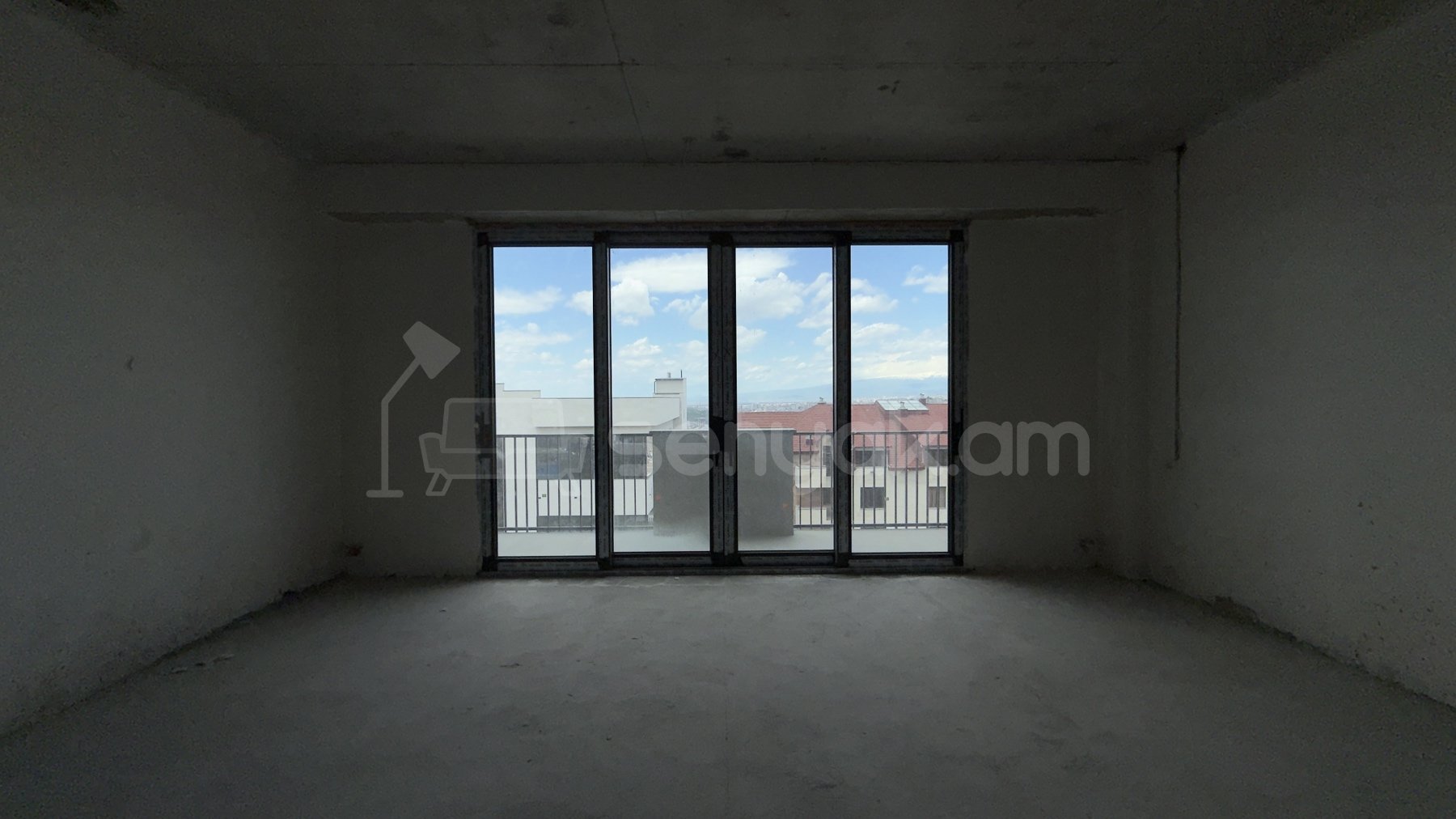 4 Սենյականոց Բնակարան Նորակառույցում, 135քմ, 6/7 հարկ, Զրոյական Վիճակում