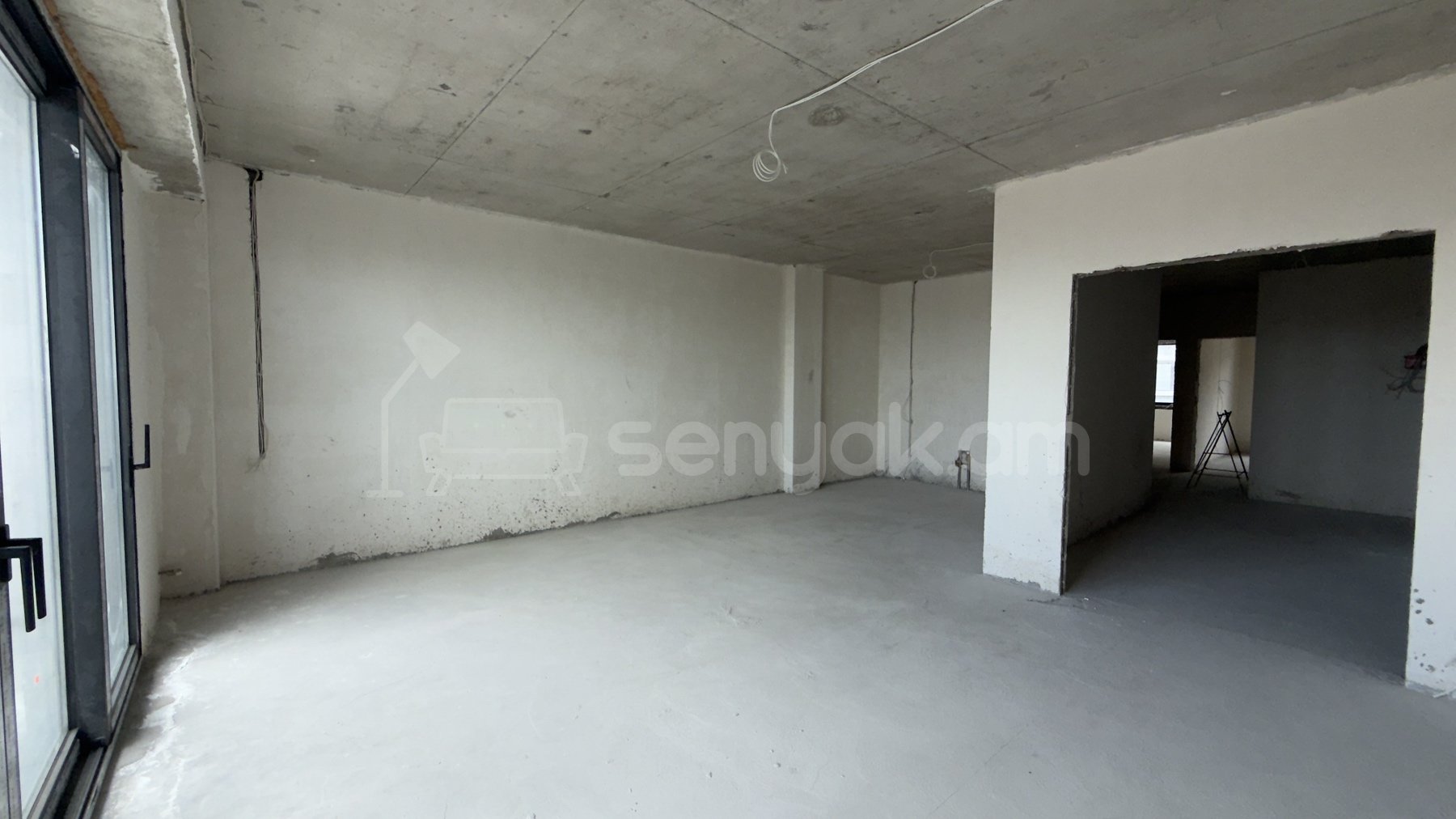 4 Սենյականոց Բնակարան Նորակառույցում, 135քմ, 6/7 հարկ, Զրոյական Վիճակում