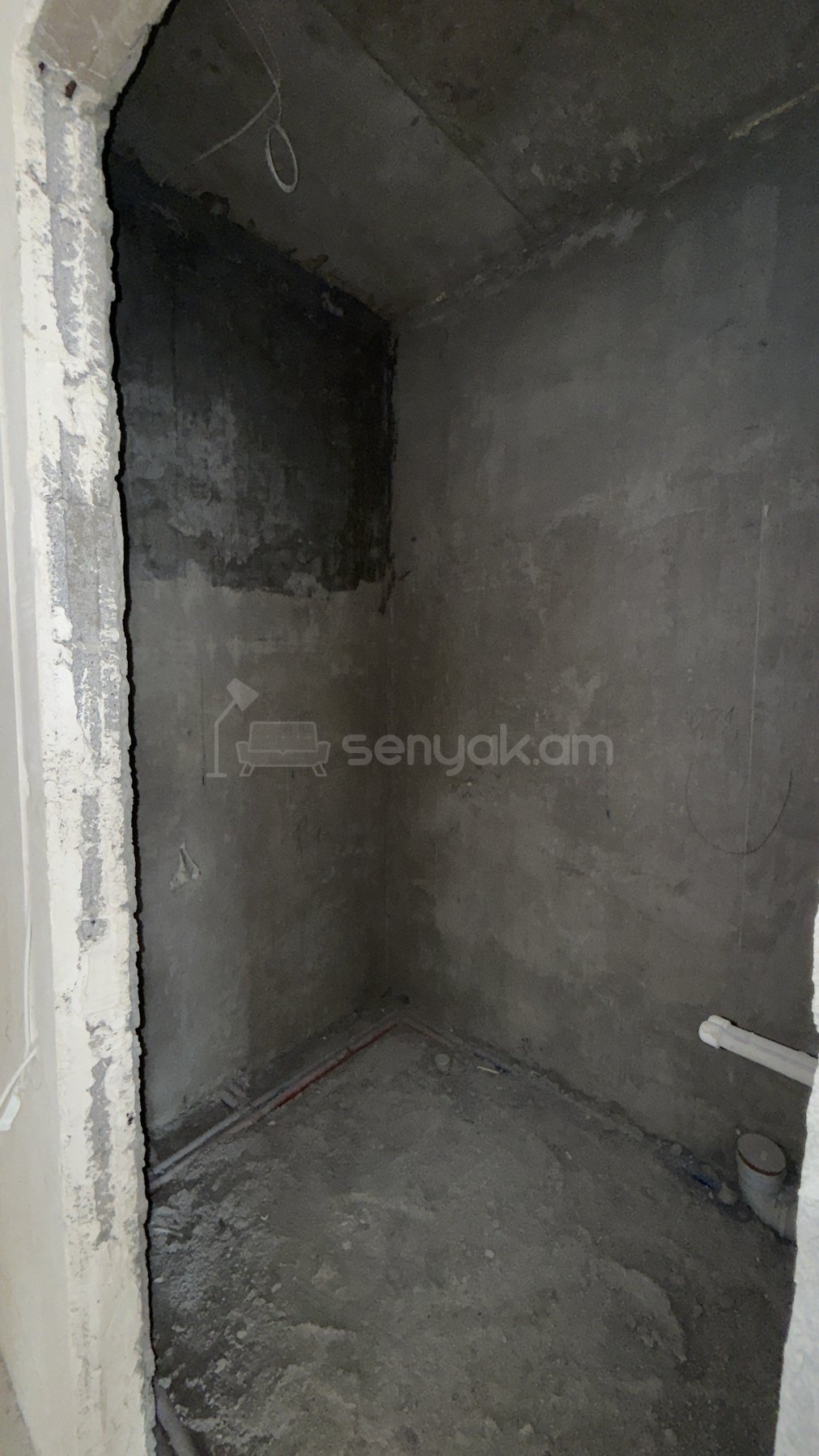 4 Սենյականոց Բնակարան Նորակառույցում, 135քմ, 6/7 հարկ, Զրոյական Վիճակում