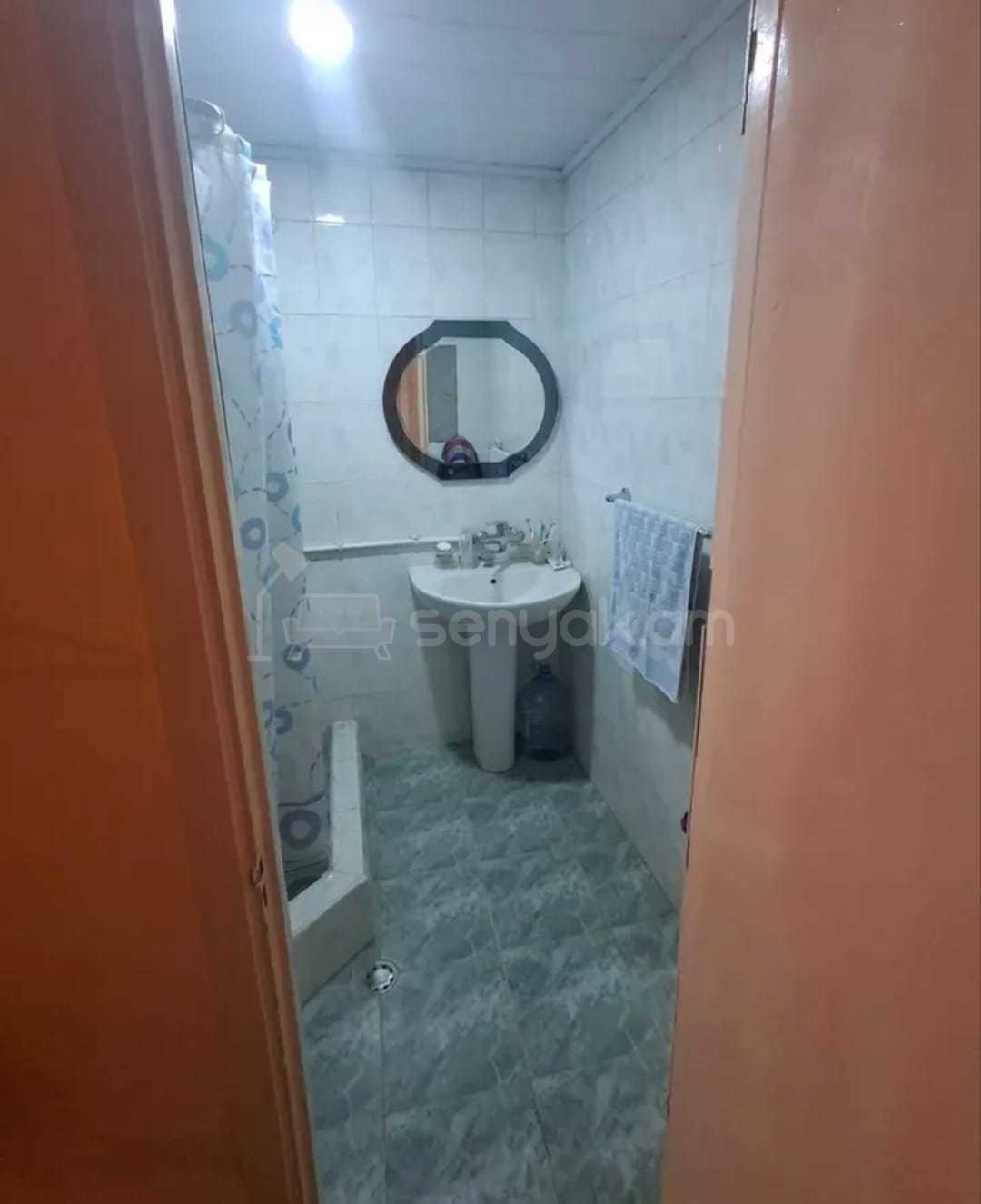 3 Սենյականոց Բնակարան, 78քմ, 10/16 հարկ, Նորմալ Վիճակում
