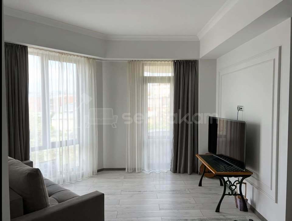 3 Սենյականոց Բնակարան Նորակառույցում, 63քմ, 3/8 հարկ, Կապիտալ Վերանորոգված