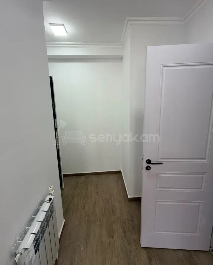 2 Սենյականոց Բնակարան Քարե Շենքում, 41քմ, 4/5 հարկ, Կապիտալ Վերանորոգված