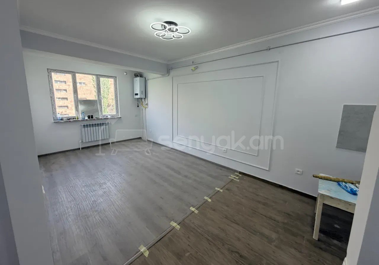 2 Սենյականոց Բնակարան Քարե Շենքում, 41քմ, 4/5 հարկ, Կապիտալ Վերանորոգված