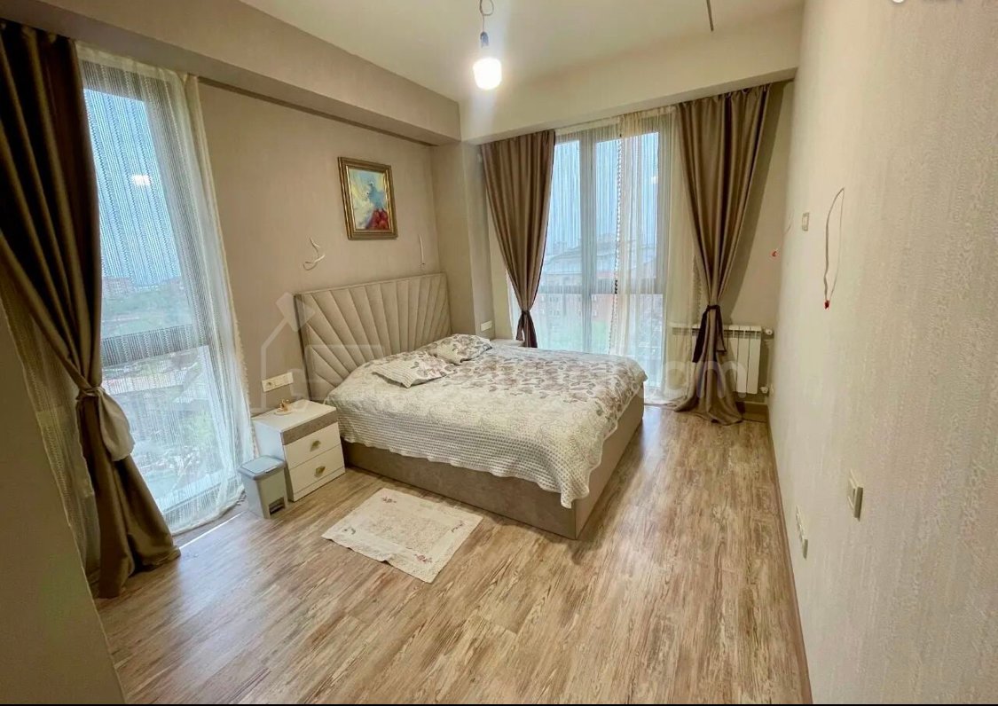 4 Սենյականոց Բնակարան Նորակառույցում, 105քմ, 10/18 հարկ, Դիզայներական Վերանորոգված