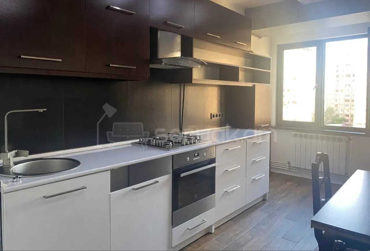 3 Սենյականոց Բնակարան, 85քմ, 4/14 հարկ, Կապիտալ Վերանորոգված