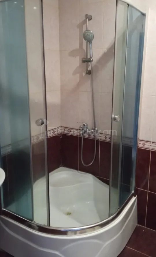 2 Սենյականոց Բնակարան Քարե Շենքում, 50քմ, 9/9 հարկ, Կապիտալ Վերանորոգված, Կահավորված