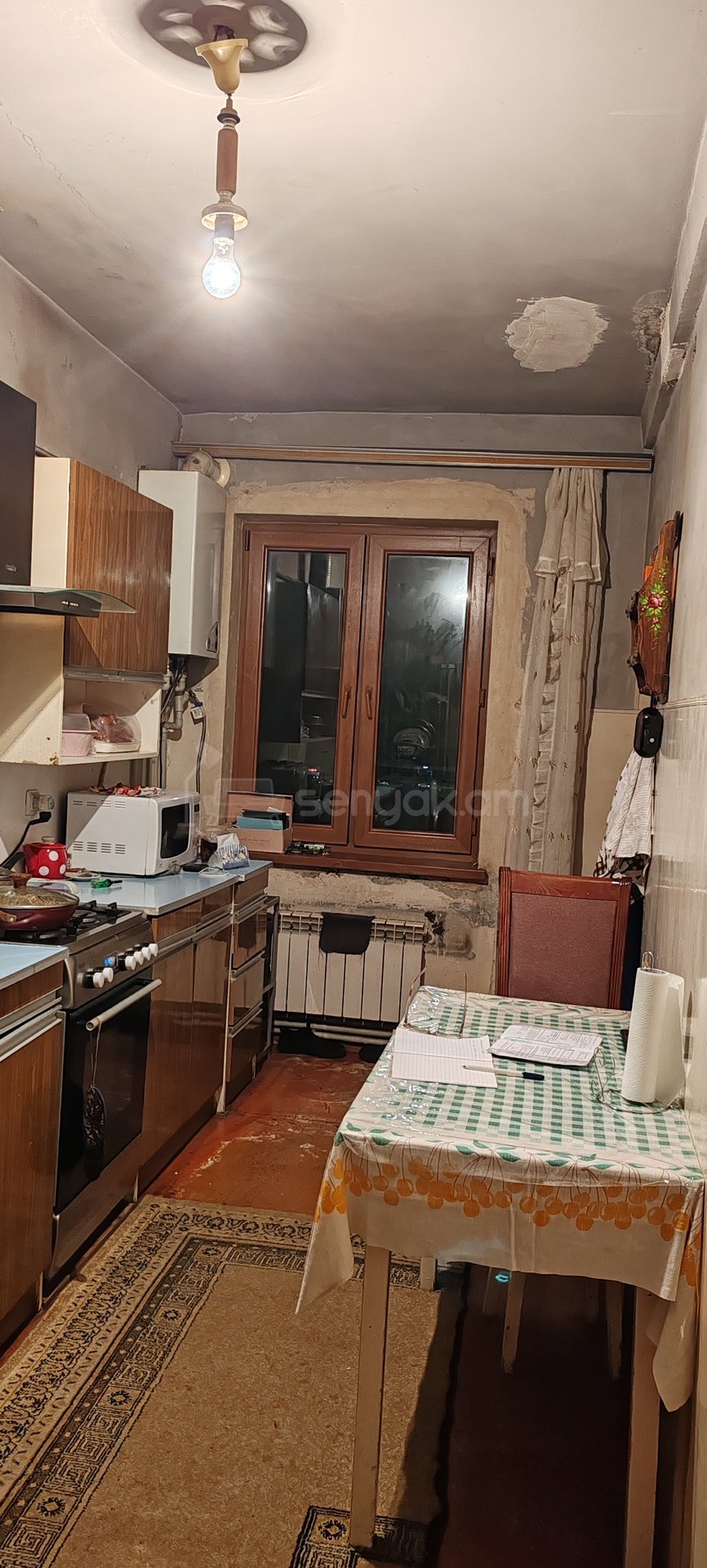 3 Սենյականոց Բնակարան, 74քմ, 9/9 հարկ, Պետական Վիճակում