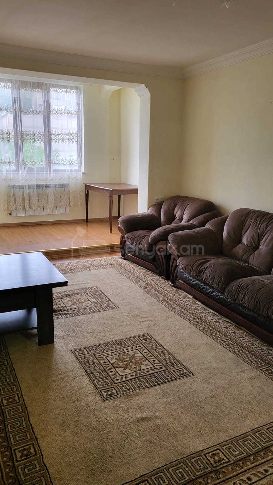 2 Սենյականոց Բնակարան Քարե Շենքում, 78քմ, 5/5 հարկ, Կապիտալ Վերանորոգված, Կահավորված, Արևկող