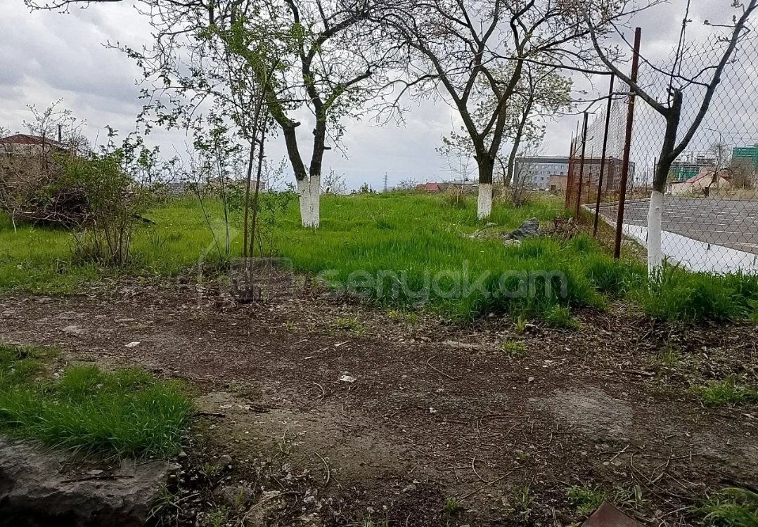Բնակելի Նշանակության Հողատարածք, 1680քմ, Խմելու Ջրով, Էլեկտրականությամբ, Ցանկապատված