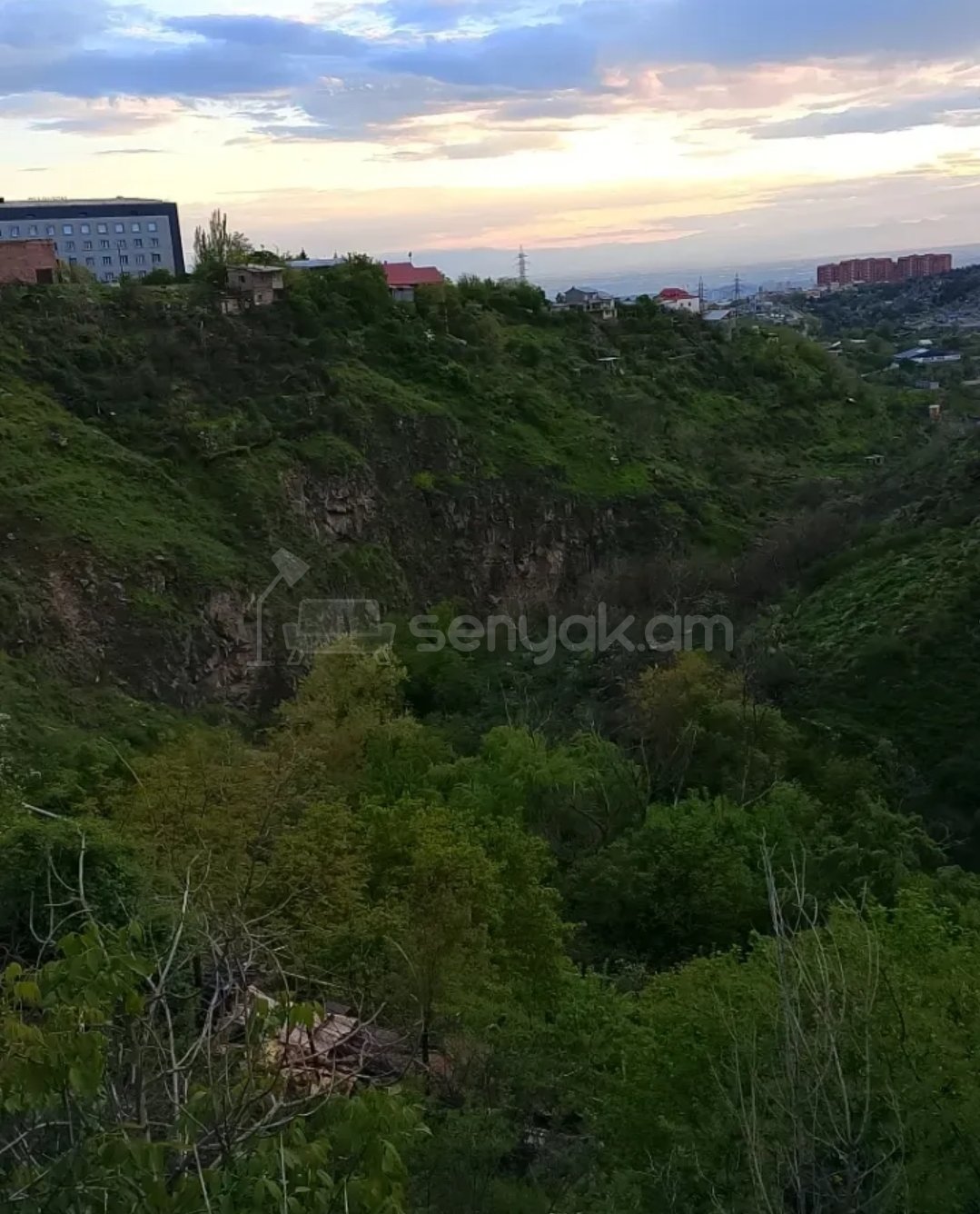 Բնակելի Նշանակության Հողատարածք, 1680քմ, Խմելու Ջրով, Էլեկտրականությամբ, Ցանկապատված