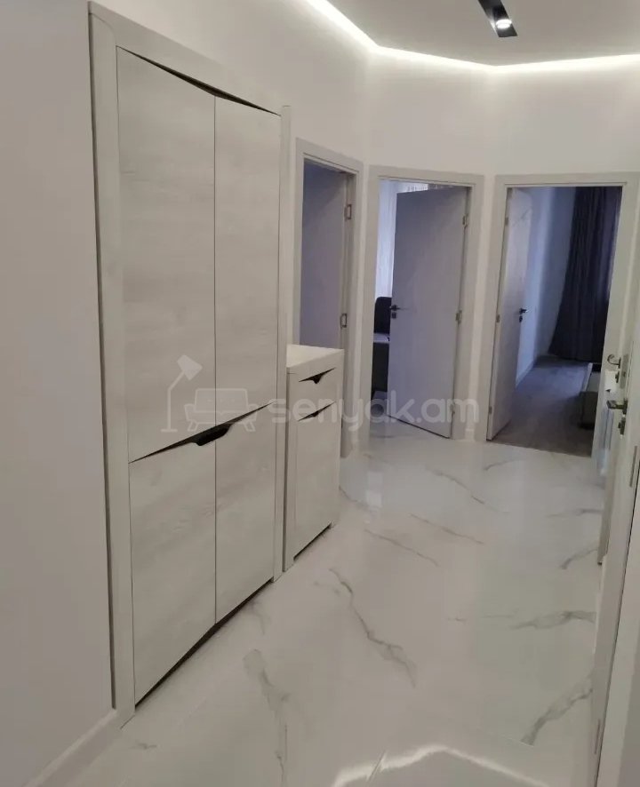 3 Սենյականոց Բնակարան Նորակառույցում, 80քմ, 10/14 հարկ, Կապիտալ Վերանորոգված