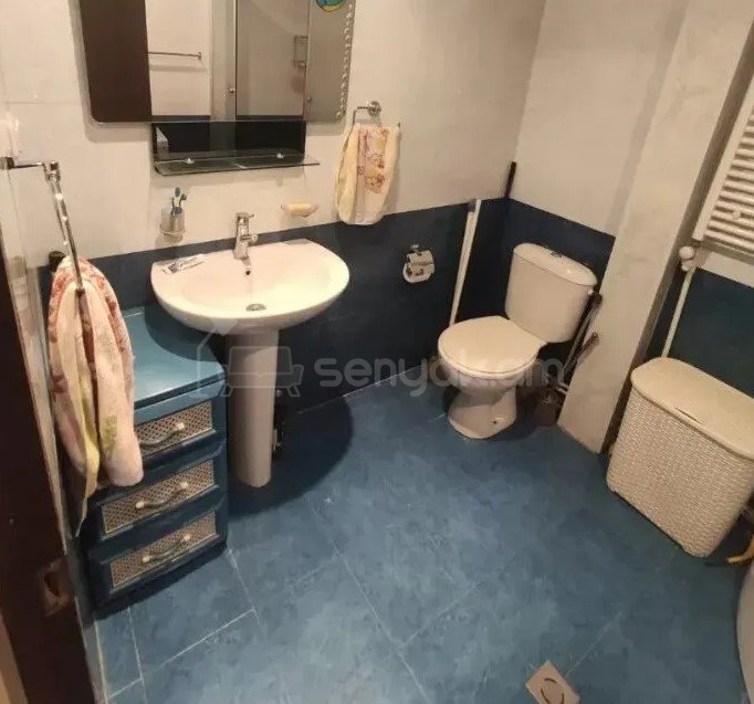 2 Սենյականոց Բնակարան Քարե Շենքում, 50քմ, 3/4 հարկ, Կապիտալ Վերանորոգված