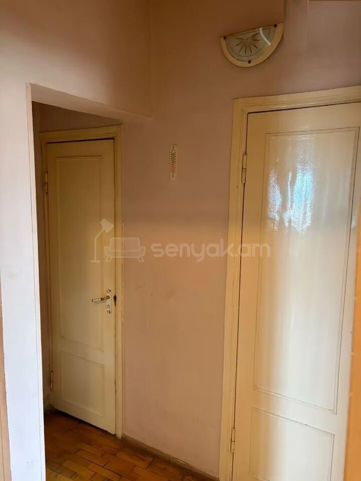 3 Սենյականոց Բնակարան, 80քմ, 8/9 հարկ, Նորմալ Վիճակում