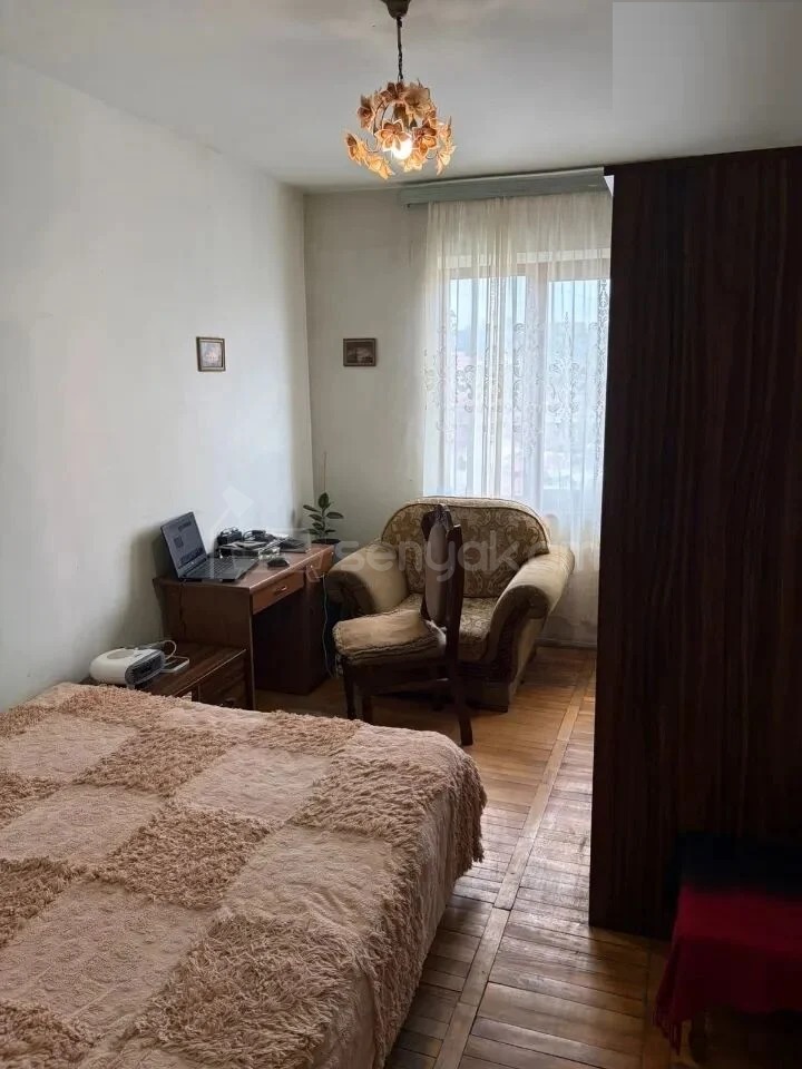 3 Սենյականոց Բնակարան, 80քմ, 8/9 հարկ, Նորմալ Վիճակում