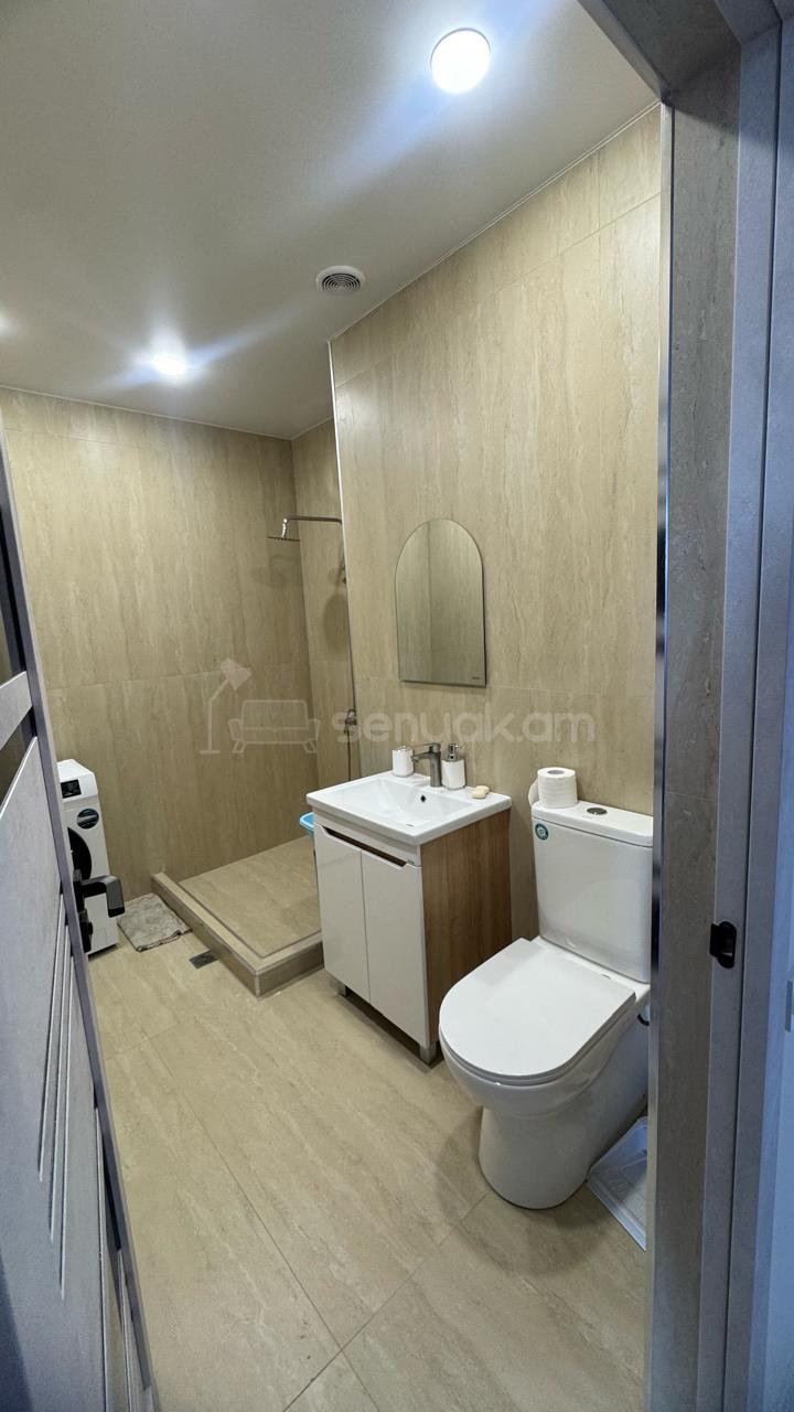 3 Սենյականոց Բնակարան Նորակառույցում, 75քմ, 10/16 հարկ, Դիզայներական Վերանորոգված
