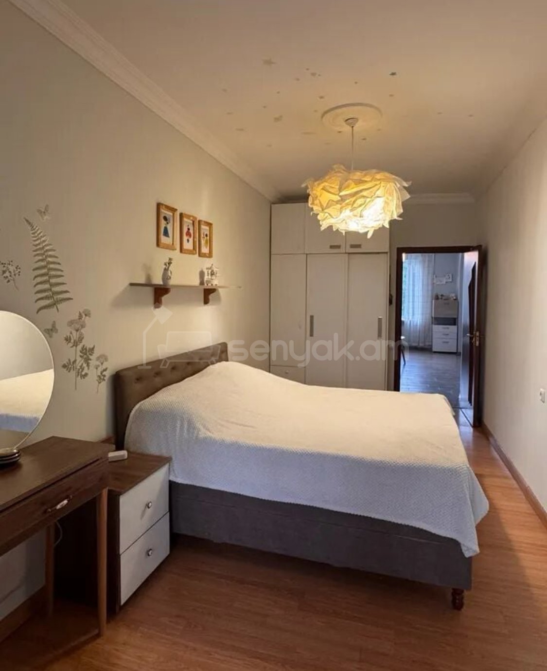 2 Սենյականոց Բնակարան Քարե Շենքում, 53քմ, 4/5 հարկ, Կապիտալ Վերանորոգված, Կահավորված