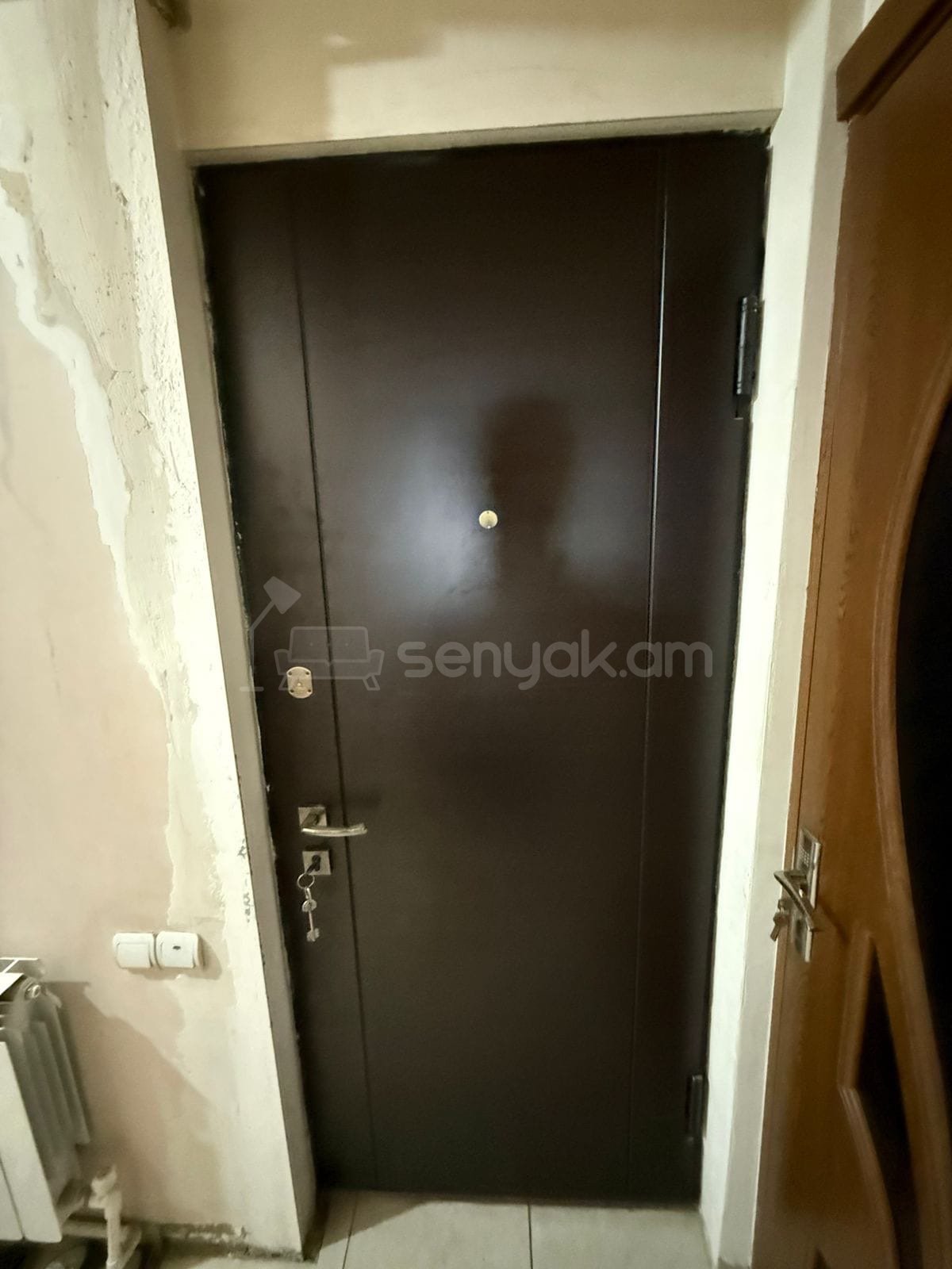 5 Սենյականոց Բնակարան Քարե Շենքում, 135քմ, 5/5 հարկ, Կոսմետիկ Վերանորոգված