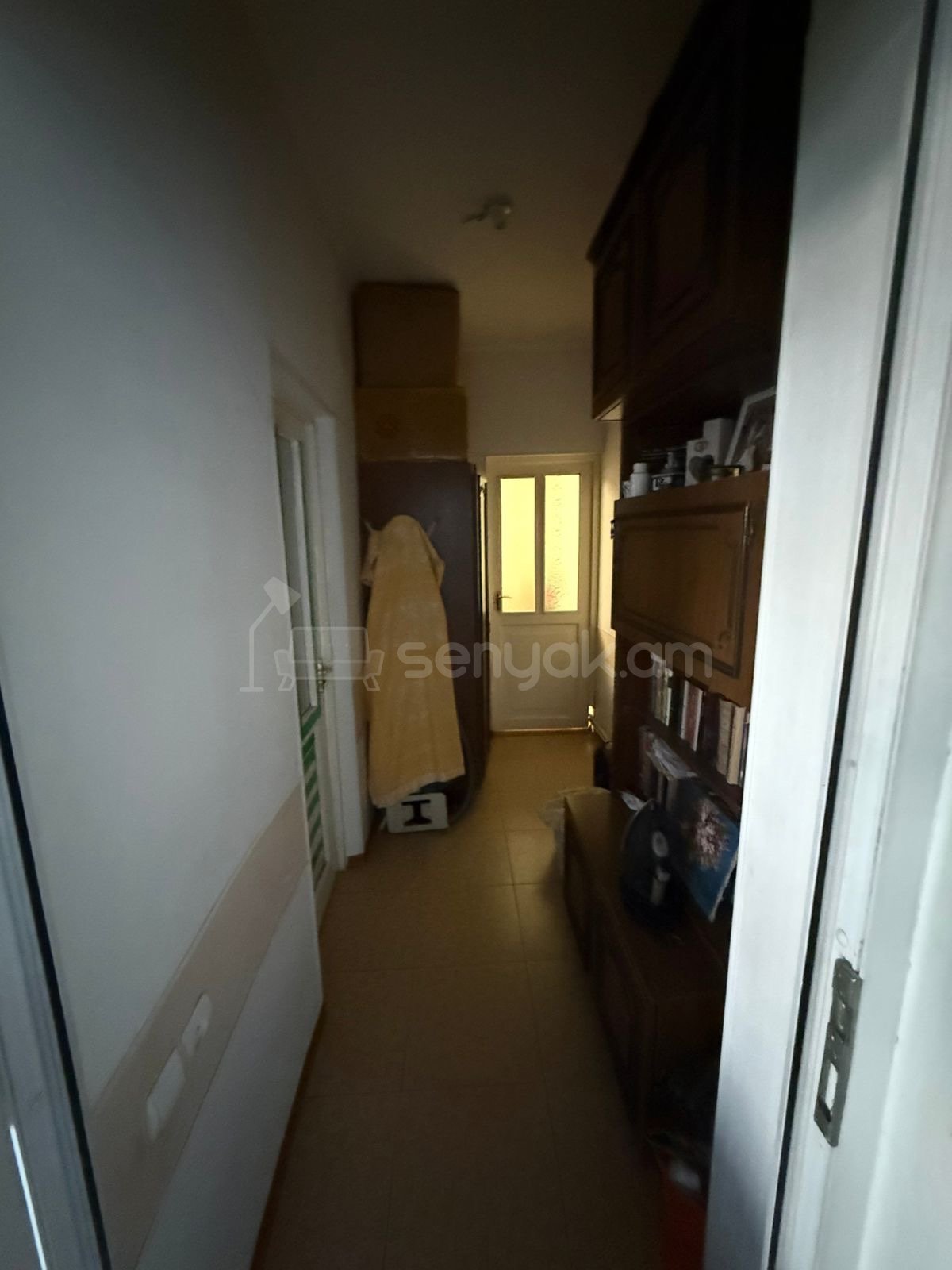 5 Սենյականոց Բնակարան Քարե Շենքում, 135քմ, 5/5 հարկ, Կոսմետիկ Վերանորոգված