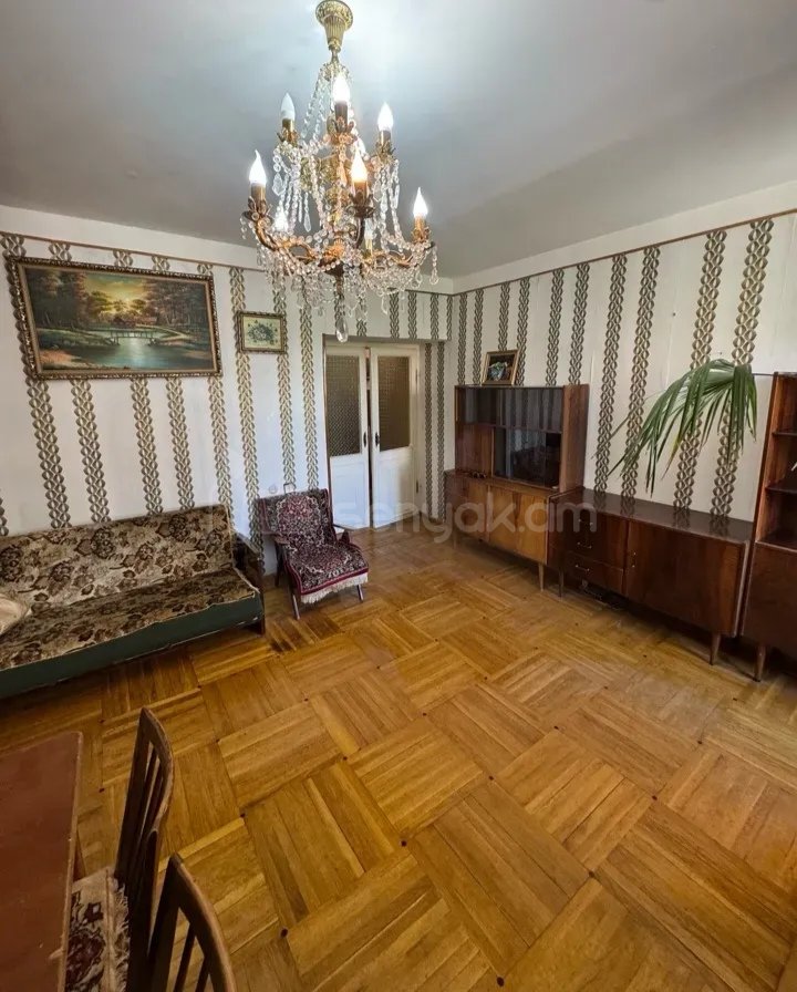 3 Սենյականոց Բնակարան, 90քմ, 4/14 հարկ, Նորմալ Վիճակում, Կահավորված