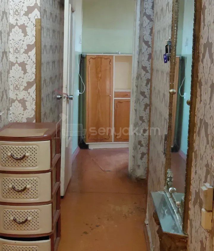1 Սենյականոց Բնակարան, 42քմ, 7/9 հարկ, Պետական Վիճակում