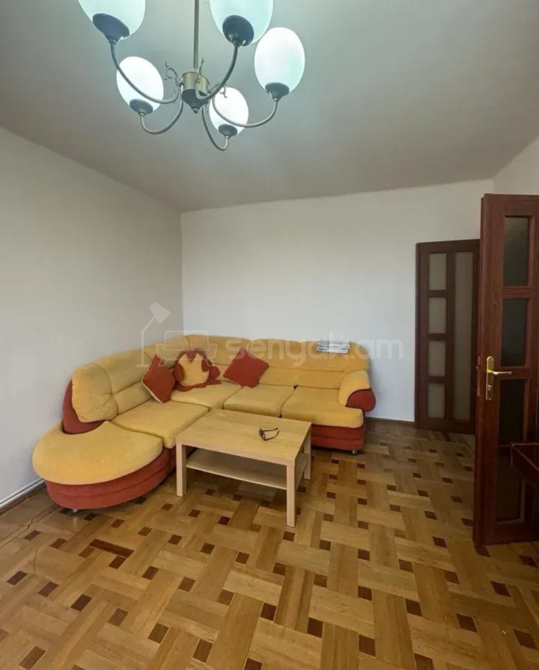 3 Սենյականոց Բնակարան, 85քմ, 5/9 հարկ, Նորմալ Վիճակում
