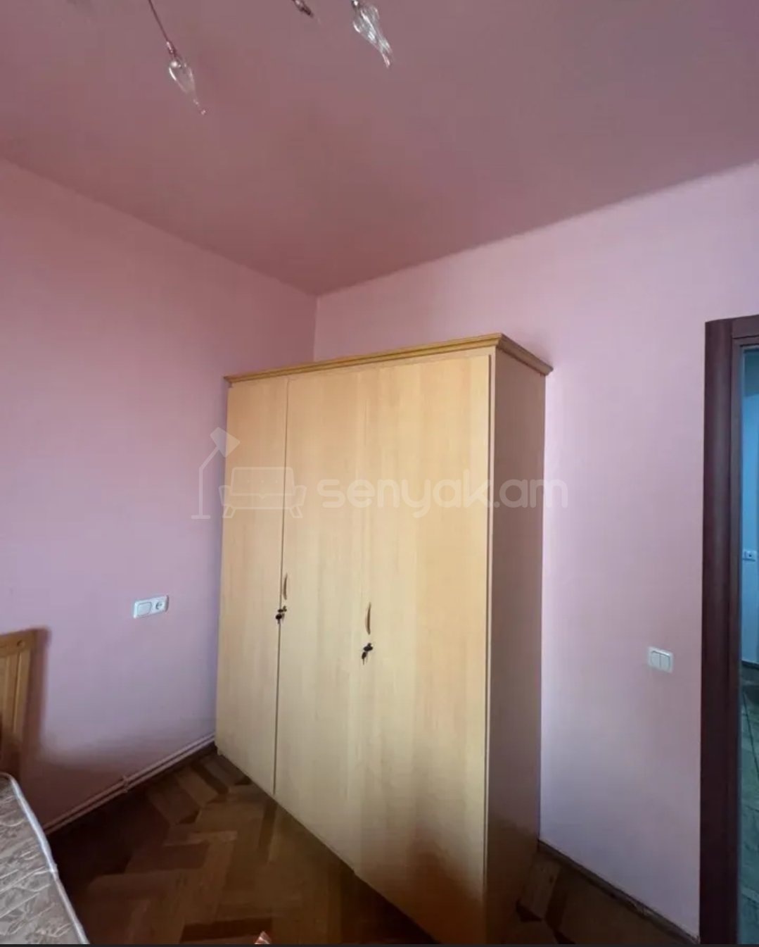 3 Սենյականոց Բնակարան, 85քմ, 5/9 հարկ, Նորմալ Վիճակում