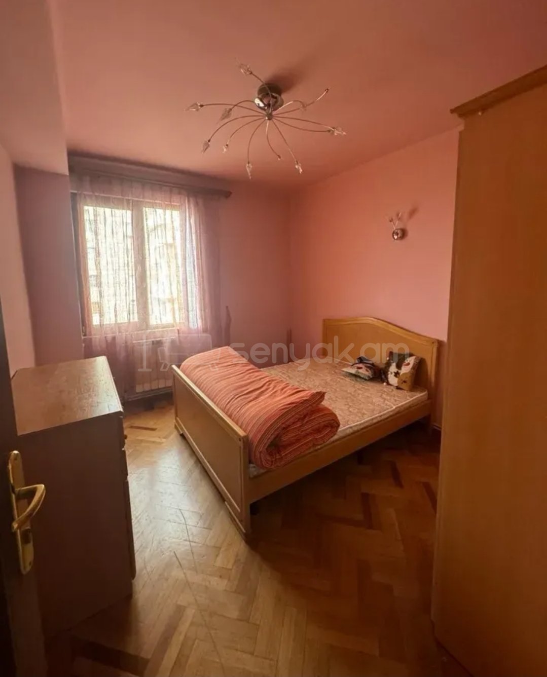 3 Սենյականոց Բնակարան, 85քմ, 5/9 հարկ, Նորմալ Վիճակում