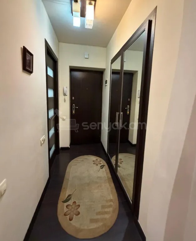 2 Սենյականոց Բնակարան Քարե Շենքում, 57քմ, 3/5 հարկ, Կապիտալ Վերանորոգված