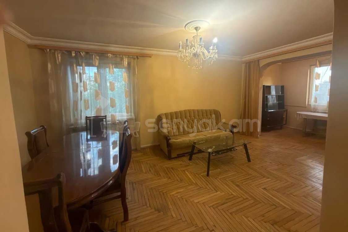2 Սենյականոց Բնակարան, 50քմ, 3/5 հարկ, Նորմալ Վիճակում, Կահավորված, Արևկող