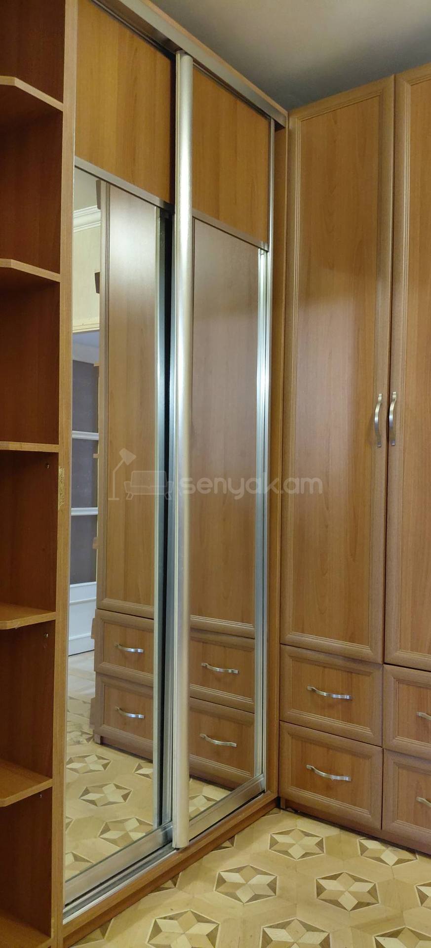 3 Սենյականոց Բնակարան Քարե Շենքում, 80քմ, 4/5 հարկ, Կապիտալ Վերանորոգված