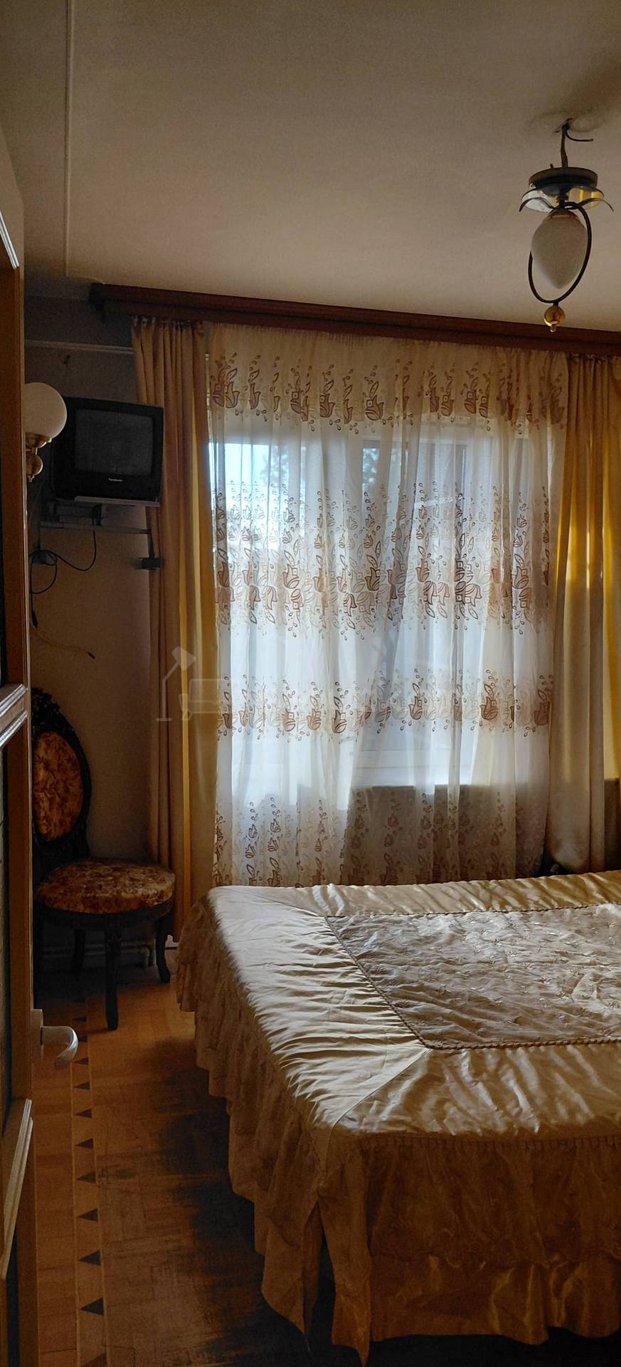 3 Սենյականոց Բնակարան Քարե Շենքում, 80քմ, 4/5 հարկ, Կապիտալ Վերանորոգված