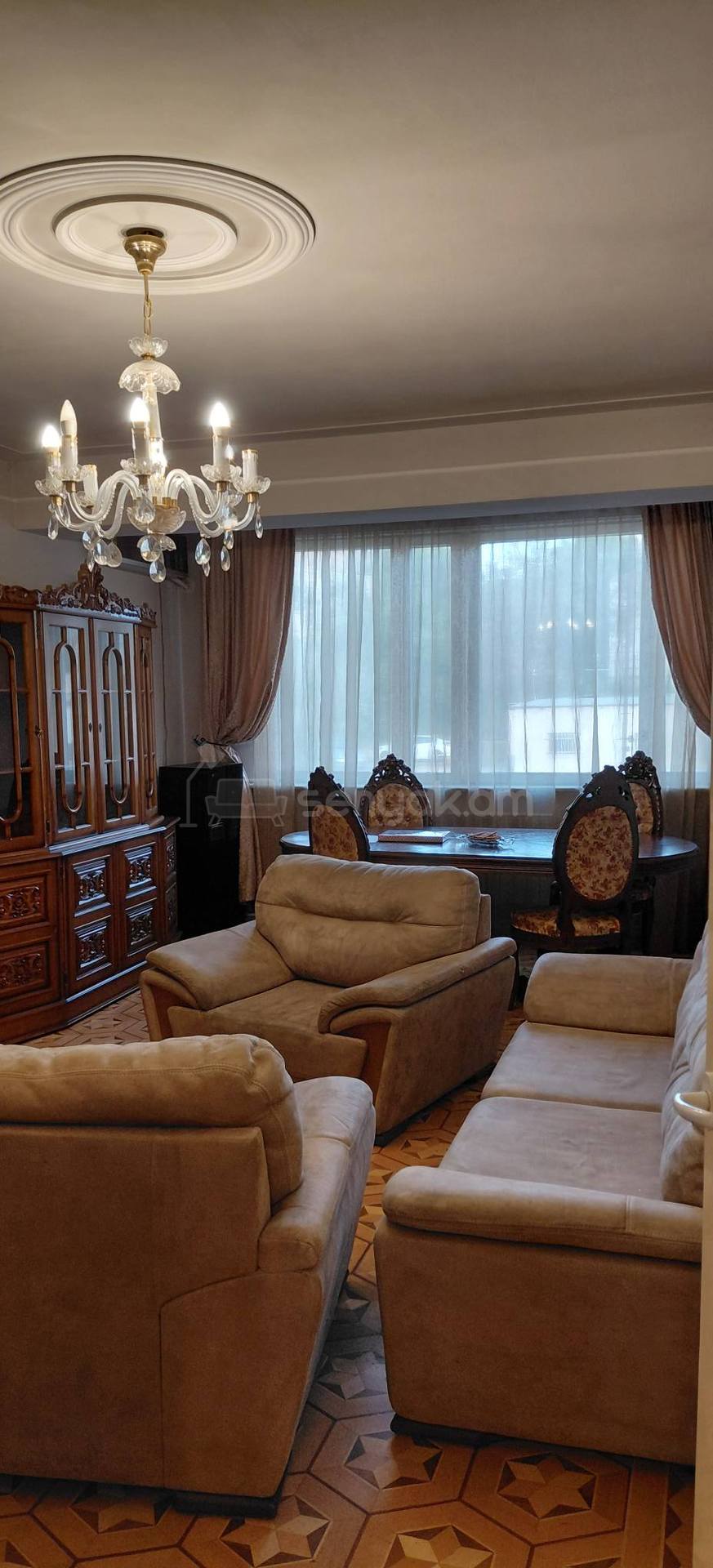 3 Սենյականոց Բնակարան Քարե Շենքում, 80քմ, 4/5 հարկ, Կապիտալ Վերանորոգված